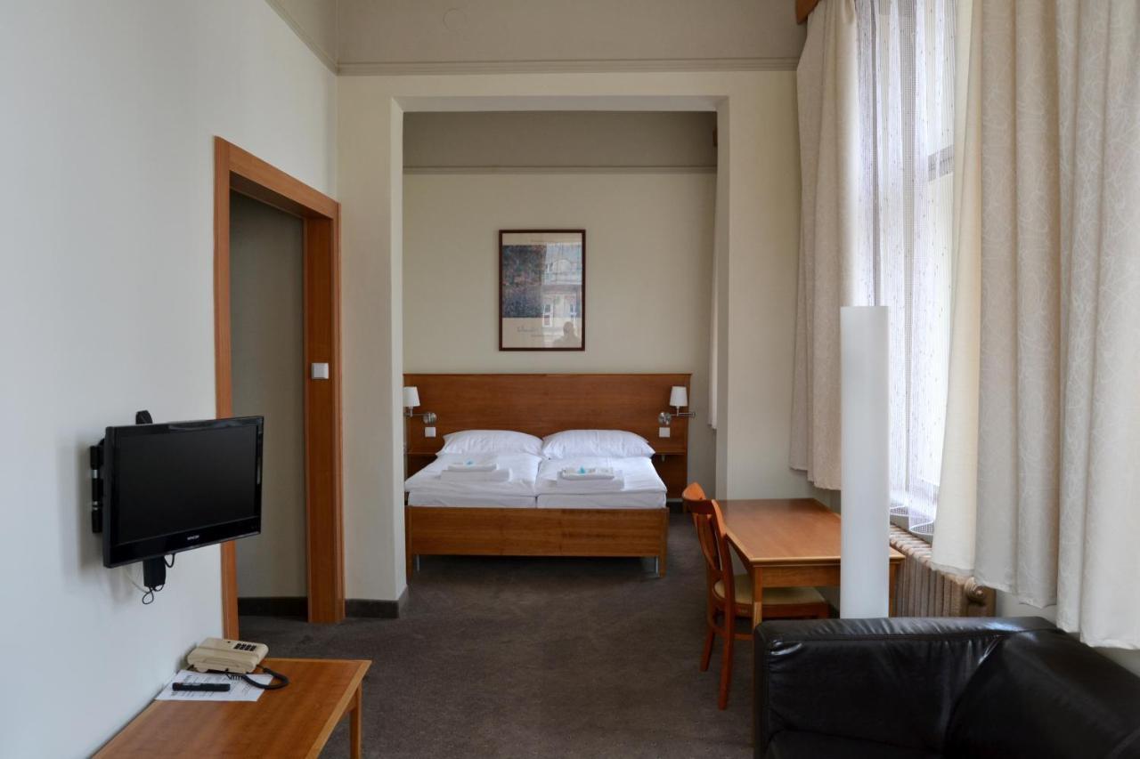 Hotel Praha Λίμπερεκ Εξωτερικό φωτογραφία