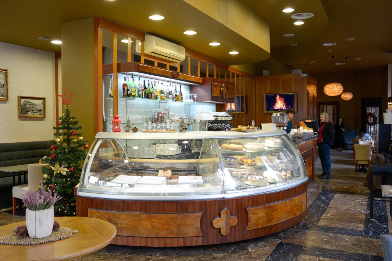 Hotel Praha Λίμπερεκ Εξωτερικό φωτογραφία